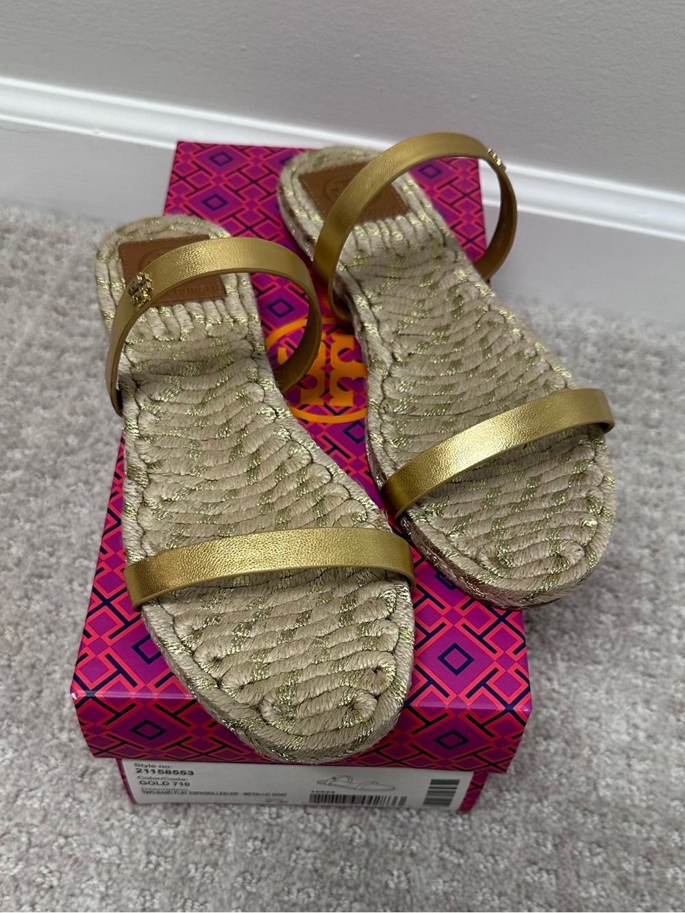 NWT Tory Burch Metallic Gold Espadriile Women’s Sandals with Ankle Straps